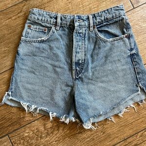 Zara denim shorts raw hem size 4
